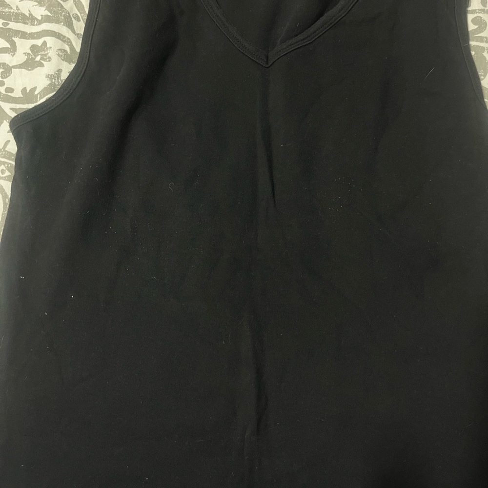 Black Sleeveless V-Neck Top